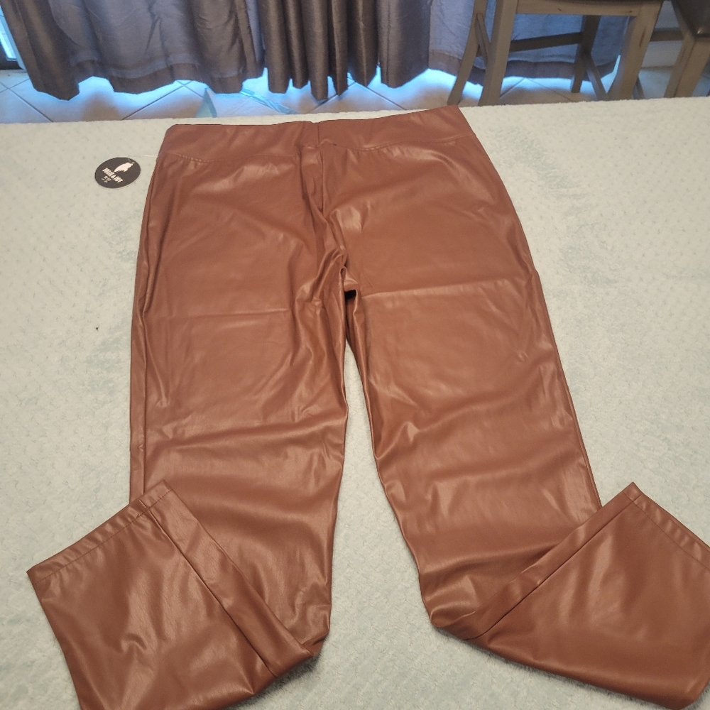 NEW JOLIE & JOY BROWN FAUX LEATHER LEGGINGS-SIZE XL-NWT - Picture 9 of 16